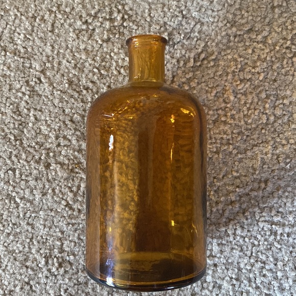 Mud Pie Small Orange Vase - Picture 2 of 3